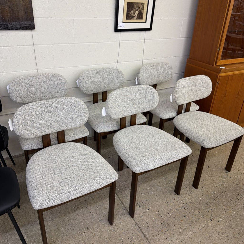 Molinos 51 Dining Chair