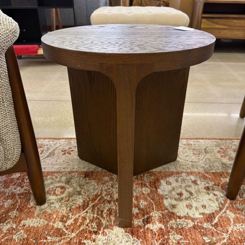 Molinos Side Table