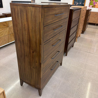 Corona Chest