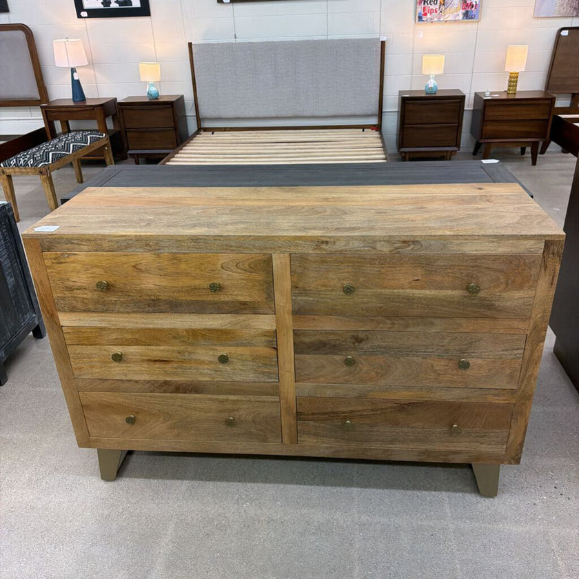 MATNEY DRESSER