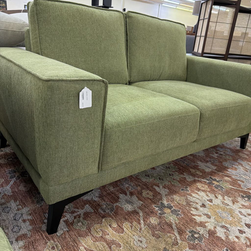 Apple Mod Loveseat