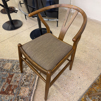 MC Wishbone Dining Chair