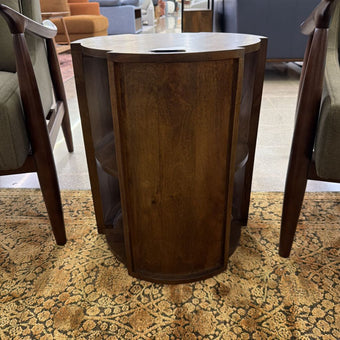 STENDAHL SIDE TABLE