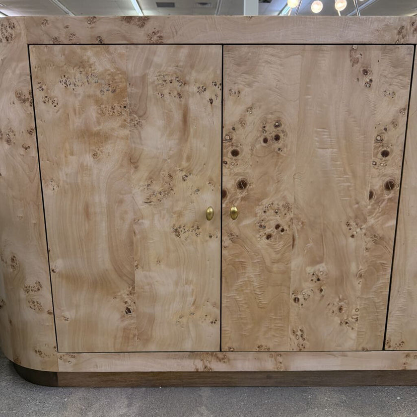 LOWEN 4 DOOR SIDEBOARD