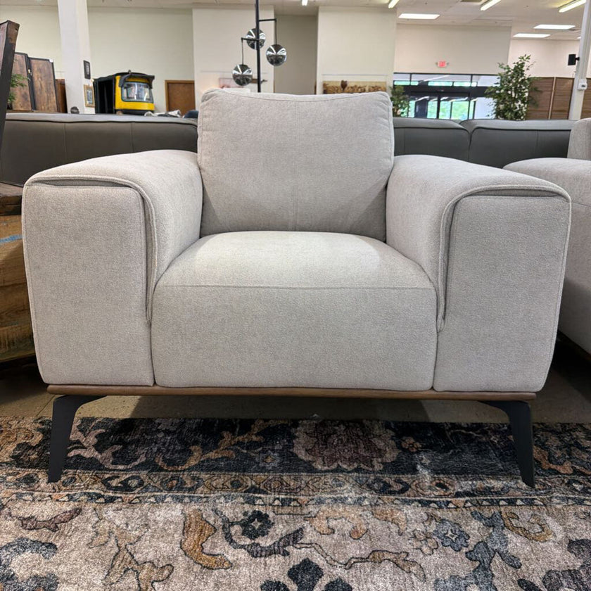 Fog Mod Wood Trim Chair