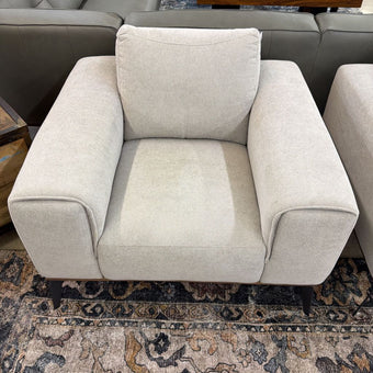 Fog Mod Wood Trim Chair