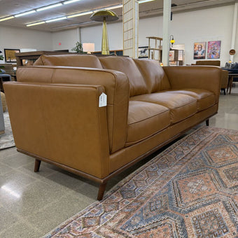 Karstad Saddle Sofa