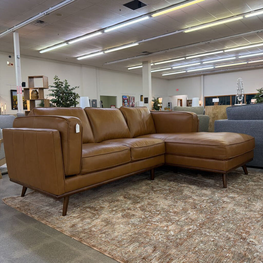 Karlstad Saddle RAF Chaise Sectional