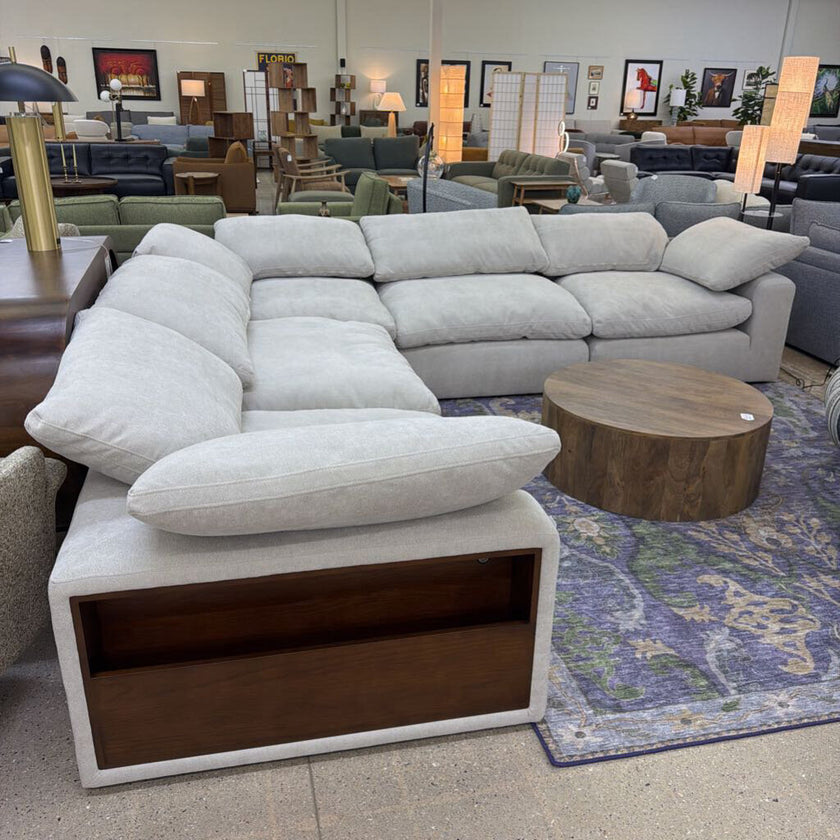 Bruges Sandstone Corner Sectional