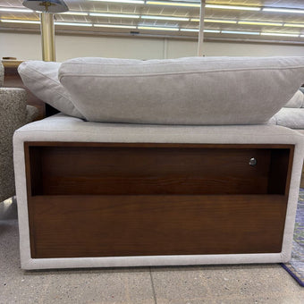 Bruges Sandstone Corner Sectional