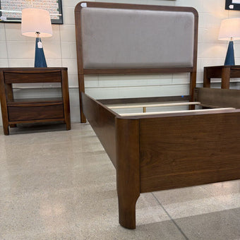 Walnut Queen Bed