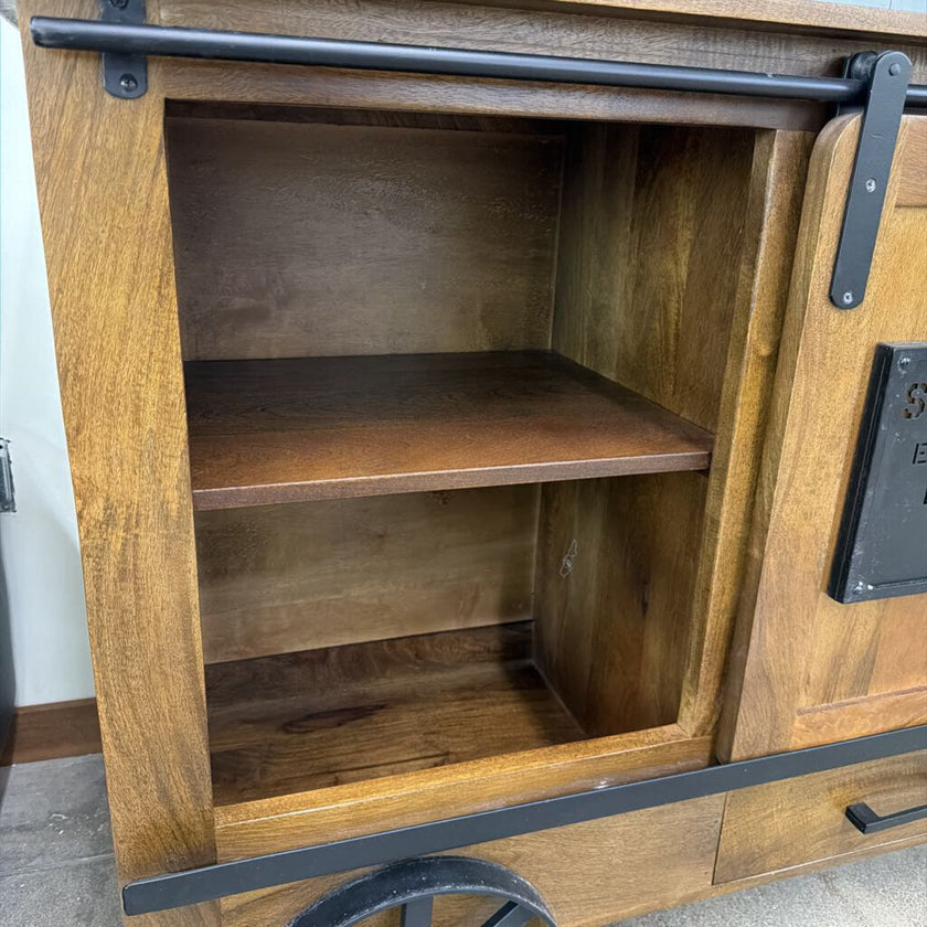 Zyan Wheeled Bar