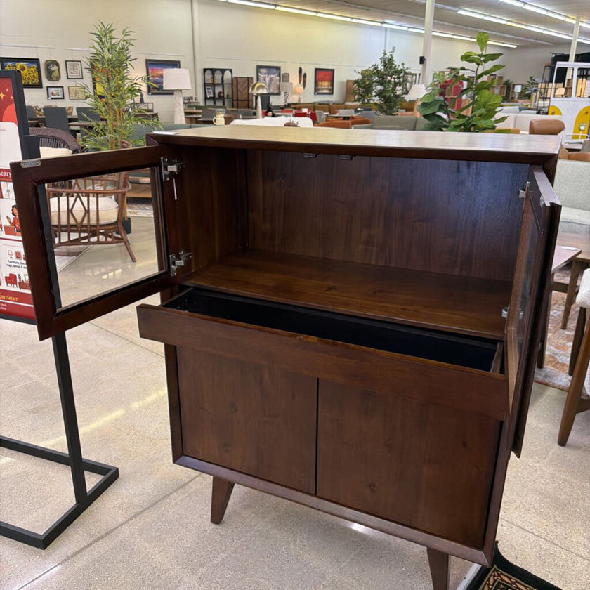 Burdell Bar Server