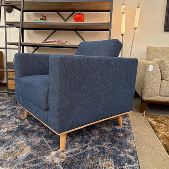 Alba Blue Moon Chair