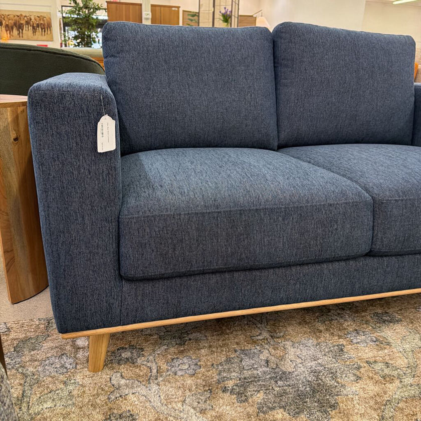 Alba Blue Moon Loveseat
