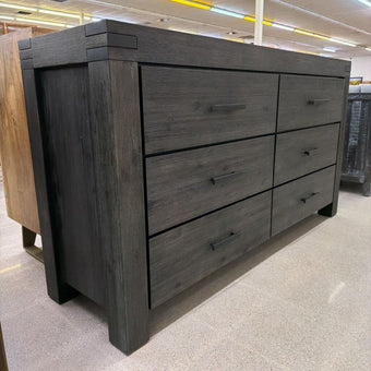 Modus Meadow Six Drawer Solid Wood Dresser in Graphite