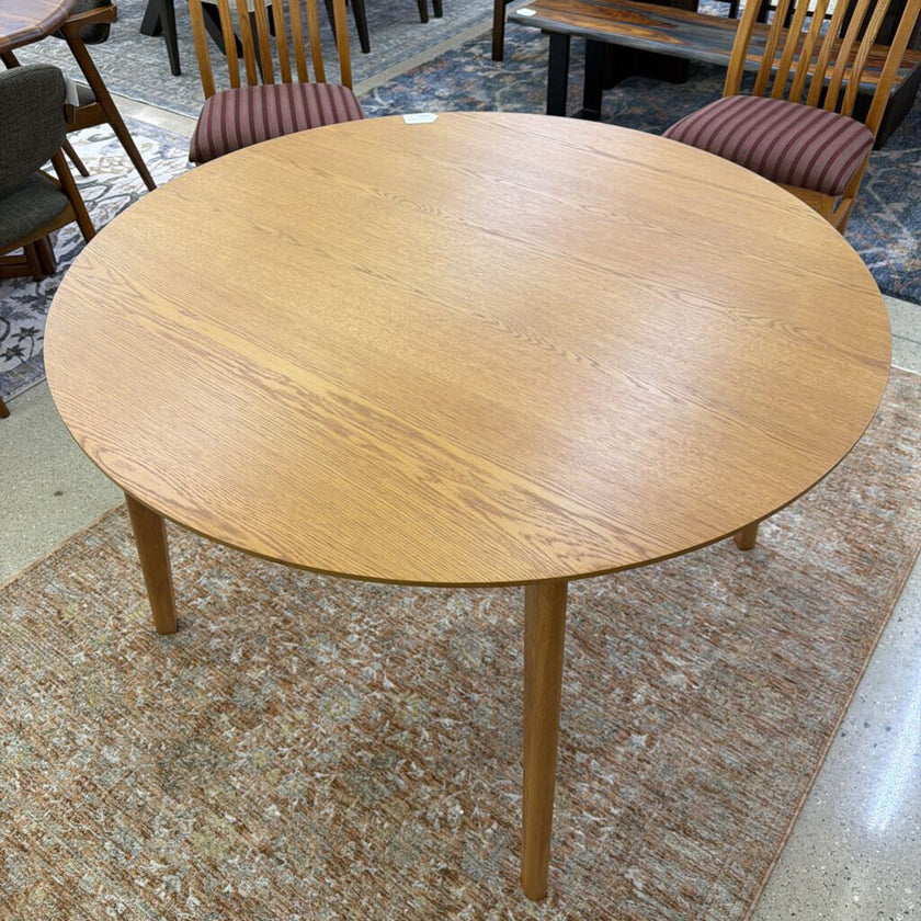 Kasala Harper Round Dining Table