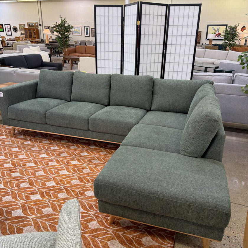 Alba Eucalyptus RAF Chaise Sectional